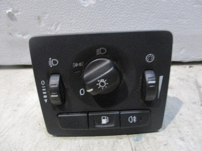 INTERRUPTEUR D'ECLAIRAGE Volvo C30 (EK / MK) (30739298), Autos : Pièces & Accessoires, Info@volvocars.com, Volvo Car Germany GmbH