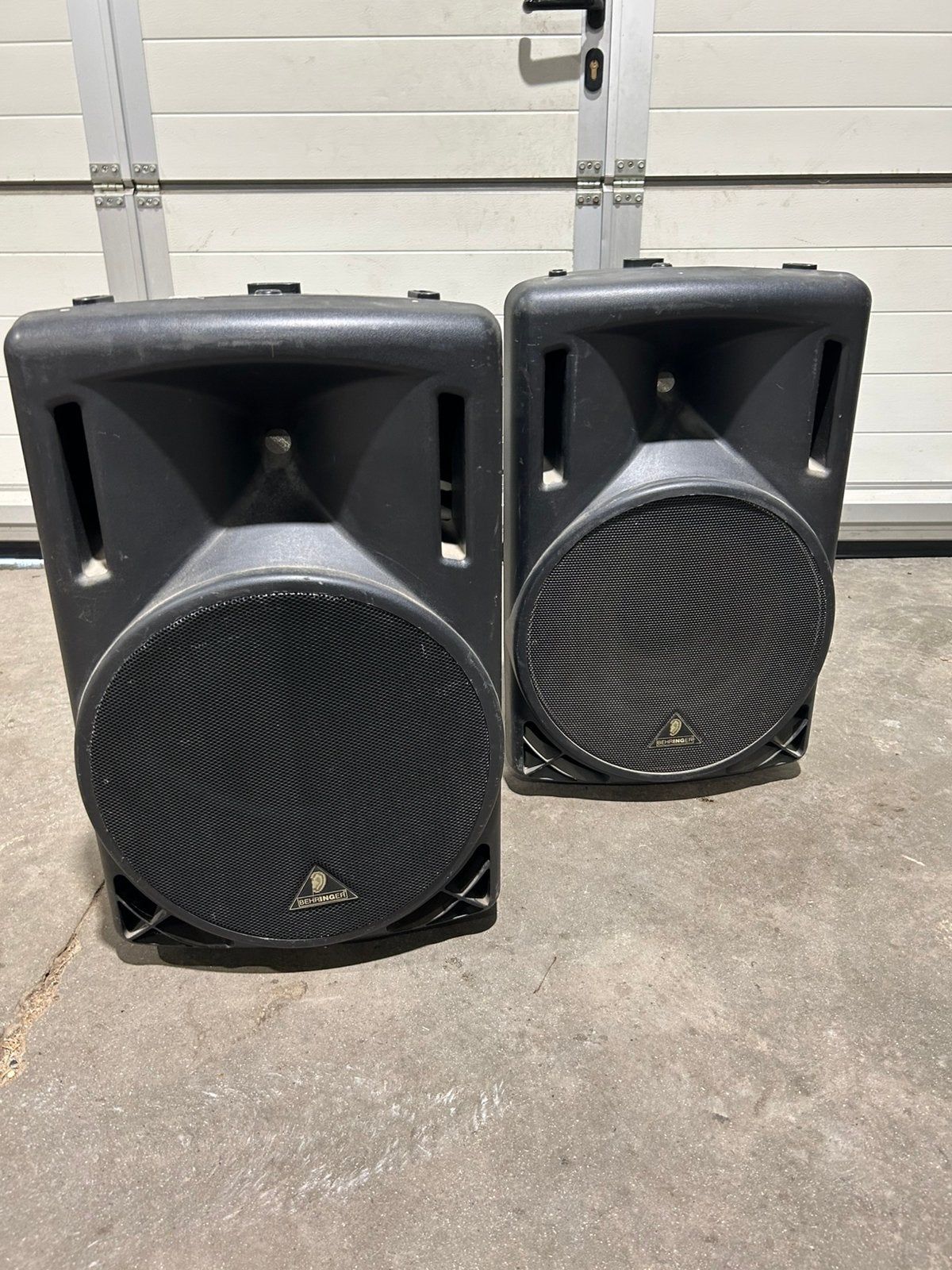 Lot de 2 enceintes Behringer en super état, Enlèvement ou Envoi, Utilisé, Sono