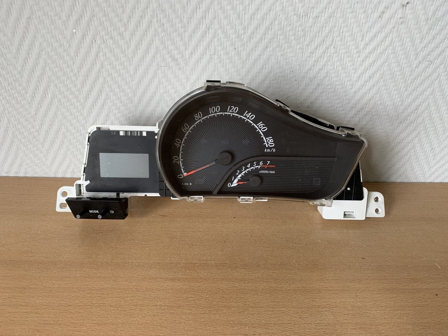 toyota IQ kilometerteller tellerklok automaat 2008 tot 2015, -, Toyota, Utilisé, -