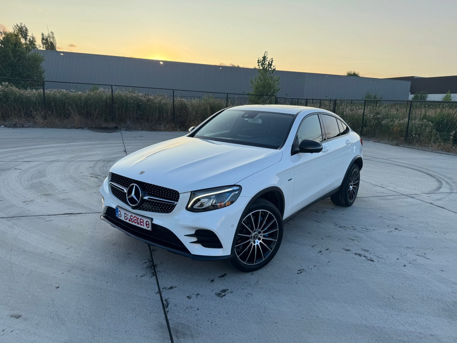 Mercedes GLC 350e Coupé 4MATIC AMG Pack | 2017 | 84.000 km, Auto's, 360° camera, GLC, Particulier, Te koop