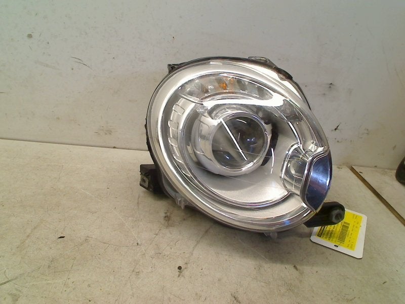 KOPLAMP RECHTS xenon Fiat 500 (312) (52059130), FCA Germany GmbH, Gebruikt, IPC D1-09 Bahnhofsplatz
65423  Rüsselsheim am Main, DE
