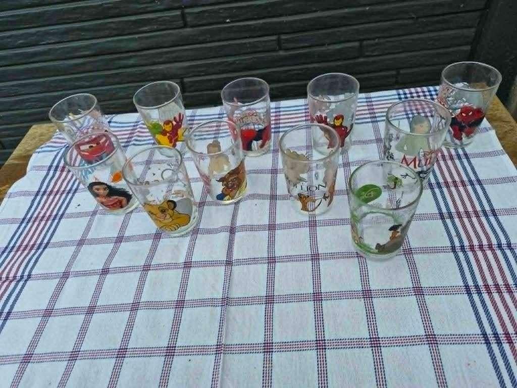 Verres à moutardes Disney, Pokémon, Schtroumpfs, ...., Collections, Enlèvement, Utilisé