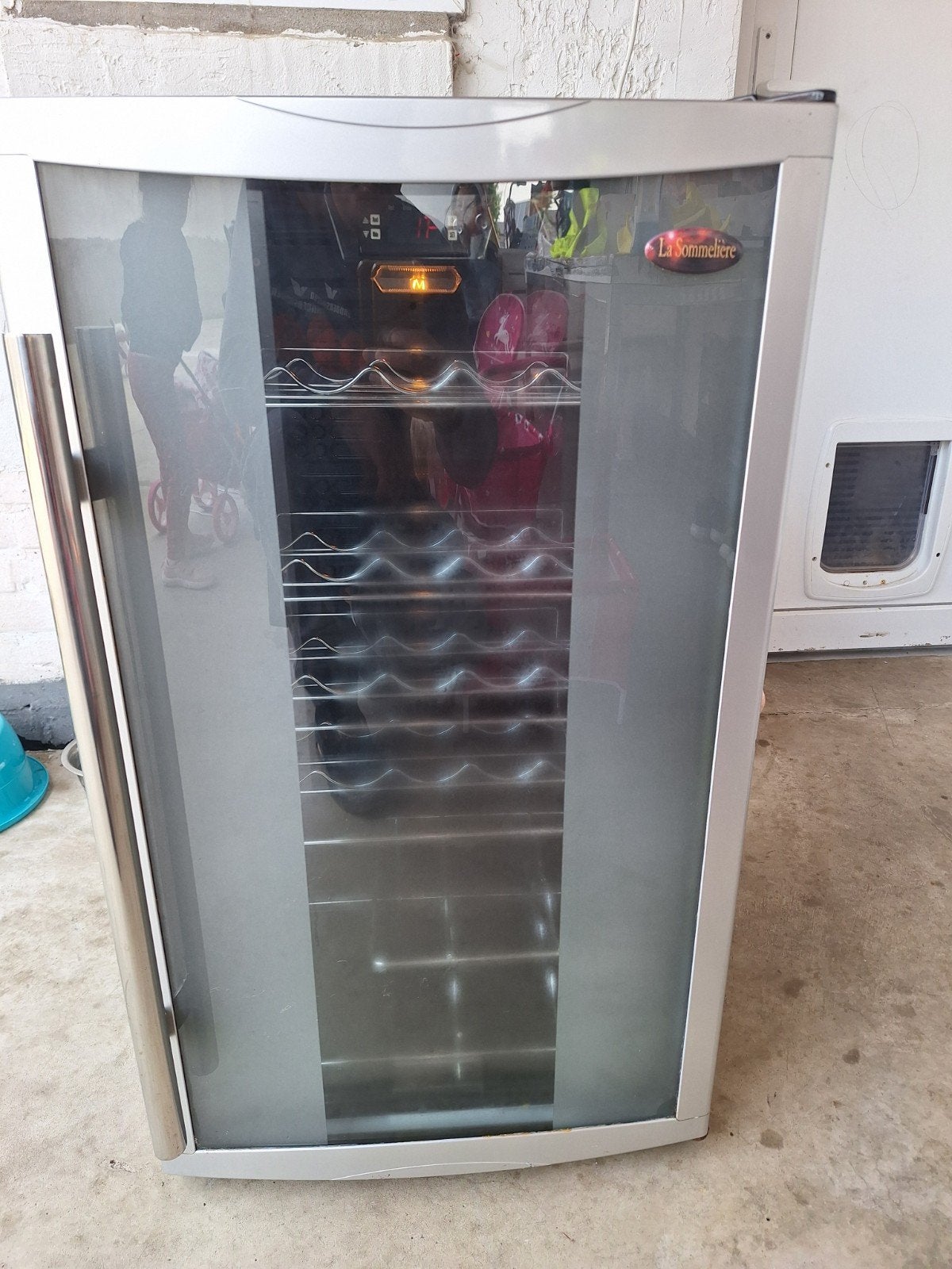Koelkast (wijn), Elektronische apparatuur, Koelkasten en IJskasten, Ophalen of Verzenden