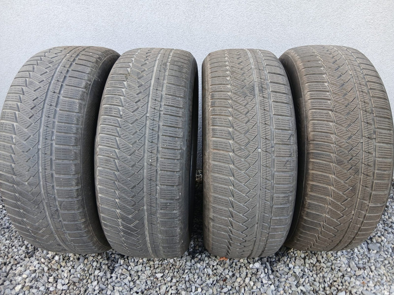 Pneus neige 235/50 R19 99V, Gebruikt, Winterbanden, 235 mm, Band(en)