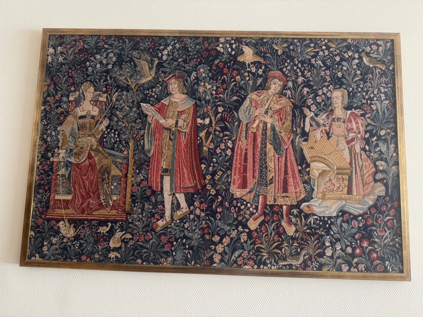 Ingekaderd Bourgondisch wandtapijt, Ophalen