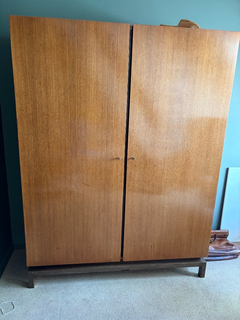 Kleerkast, 100 à 150 cm, Utilisé, Avec porte(s), Autres essences de bois