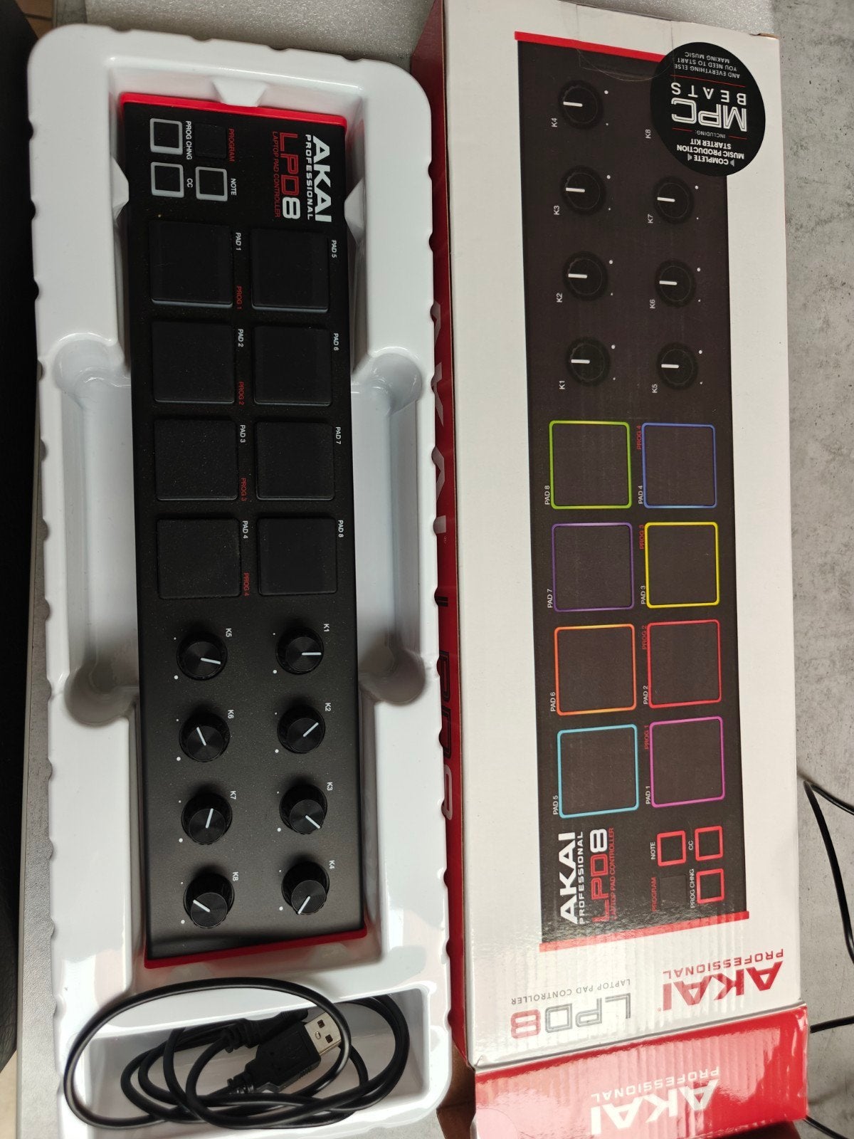Akai LPD8 MKII, Muziek en Instrumenten, Midi-apparatuur, Ophalen, Zo goed als nieuw