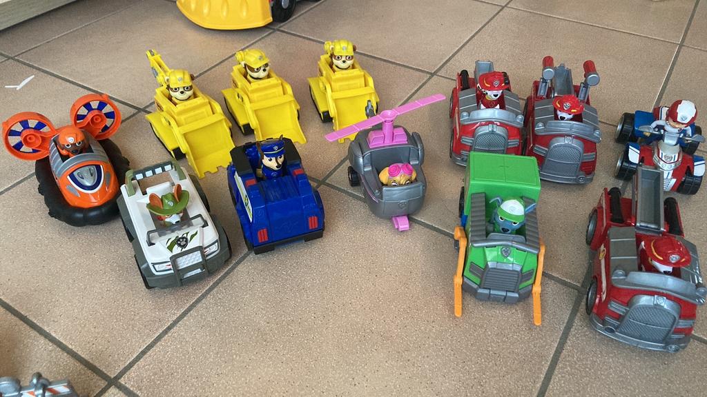 Paw patrol - voertuigen met speelfiguren, paw patroller…, Ophalen, Zo goed als nieuw, Afstandsbediening