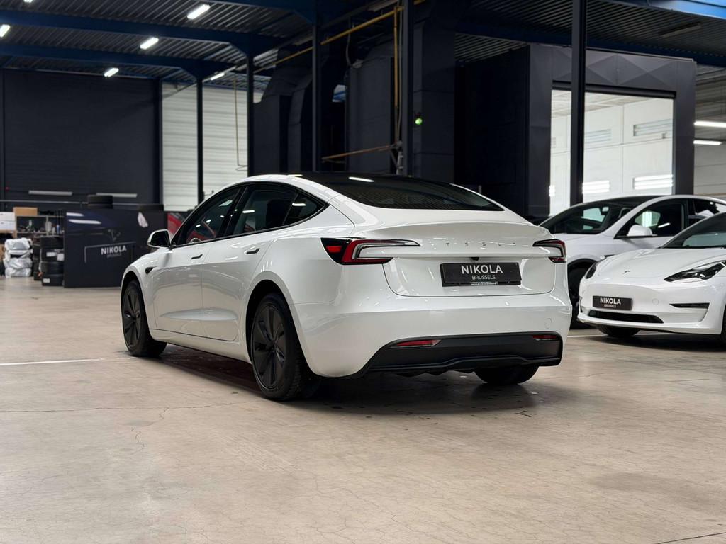 Tesla Model 3 HIGHLAND PREMIUM - REAR WHEEL DRIVE - LOW MILE, Automaat, Achterwielaandrijving, Gebruikt, Zwart