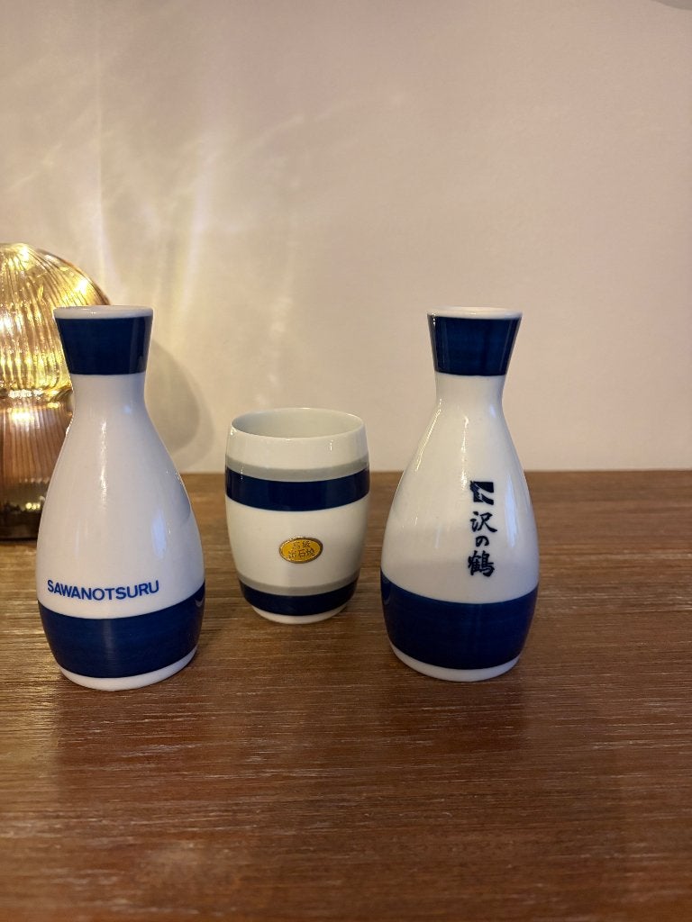 2 sake karafjes, Ophalen, Aziatisch, Zo goed als nieuw, Kop(pen) en/of Schotel(s)