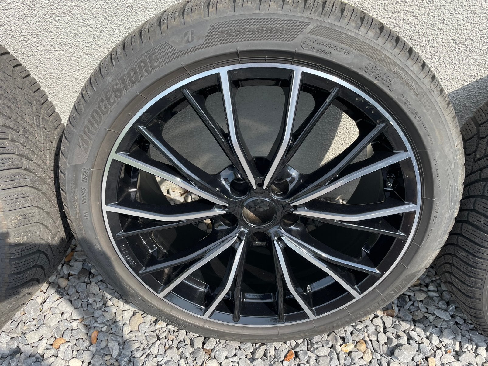 Jantes BMW avec largeurs de pneus d'hiver G29, G20 et G21., Autos, Particulier, Achat, Z4