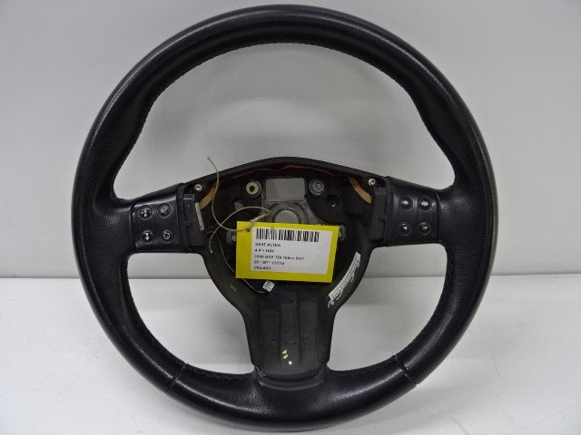 VOLANT DIRECTION Seat Altea (5P1) (01-2004/07-2015), Mevr. I. Hauben, Utilisé, Rue de l'Espoir 34 34
4030  GRIVEGNÉE, BE, Info@Collignon.be