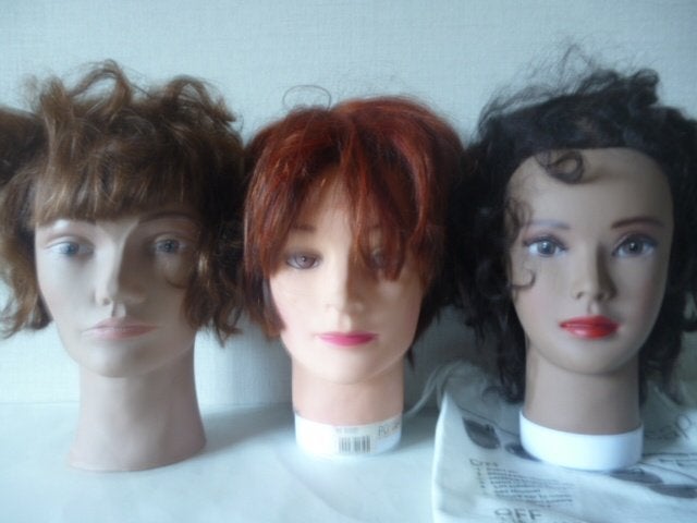 3 Professionele oefen-kappershoofden (vrouwenmodel), Diversen, Schoolbenodigdheden, Ophalen of Verzenden, Gebruikt