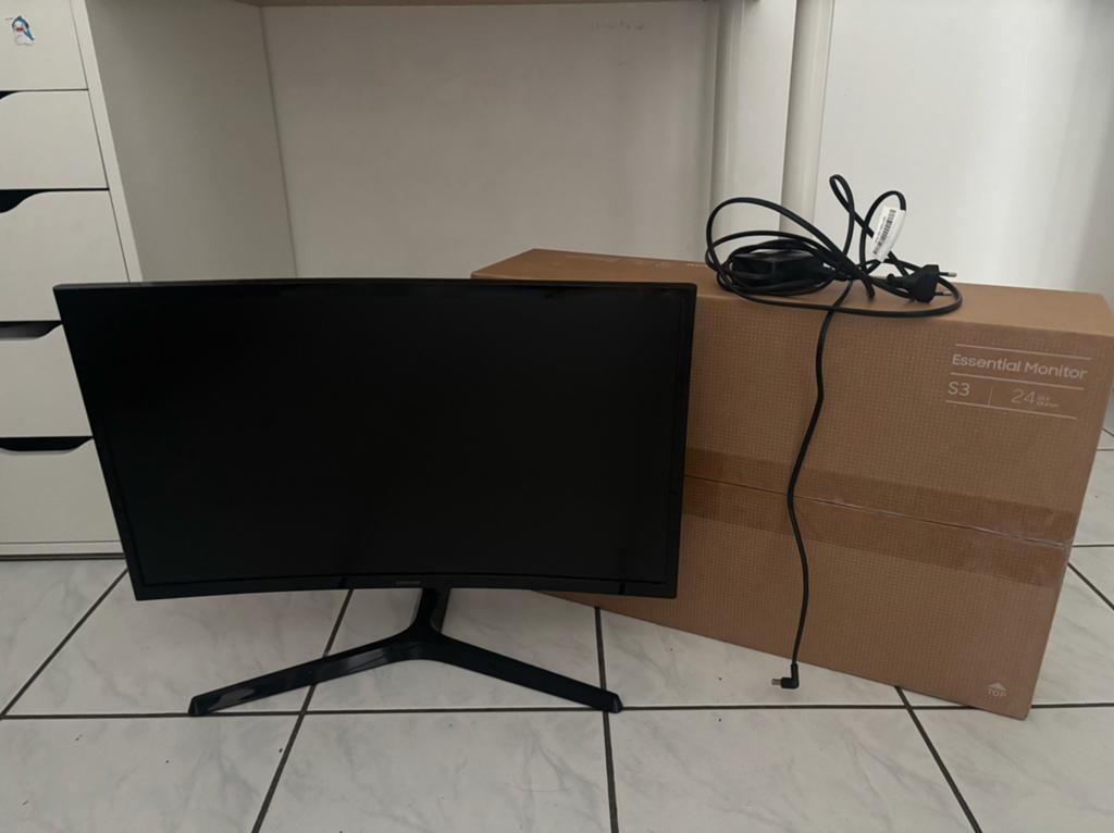 Samsung moniteur 60Hz 1080P full HD, Informatique & Logiciels, Moniteurs, HDMI, 61 à 100 Hz, Full HD, Comme neuf