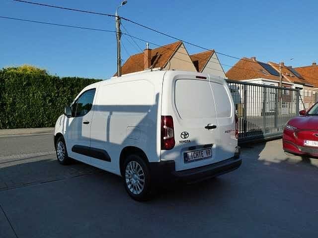 Toyota Proace City 1.2 i benzine 110pk 3pl Business Luxe, Auto's, Bestelwagens en Lichte vracht, Euro 6, 1199 cc, Wit, Bedrijf