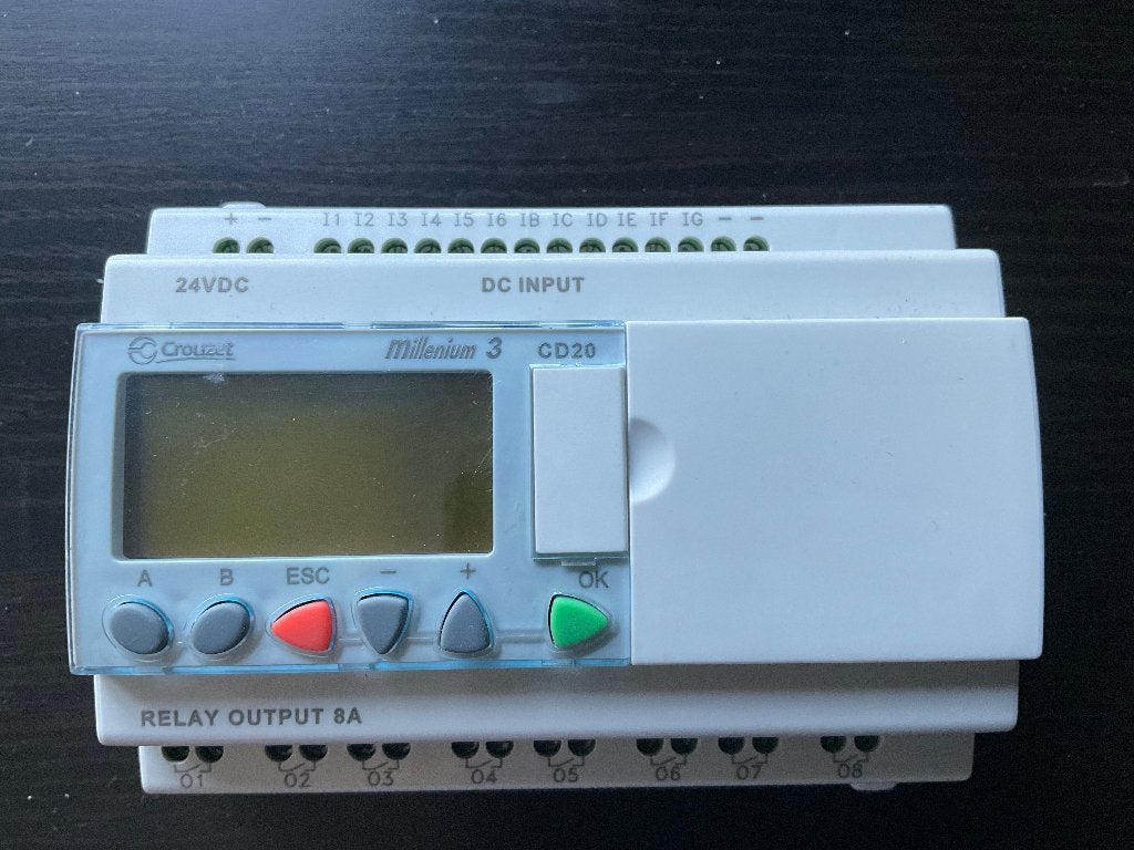 Automate Crouzet MILLENIUM CD20, Enlèvement, Utilisé