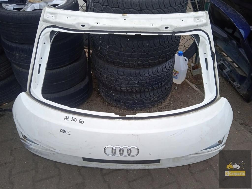 Hayon arri re Audi A1 8X 3 portes, AUDI AG, Auto-Union-Strasse 1
85045  Ingolstadt, DE, Audi, Utilisé