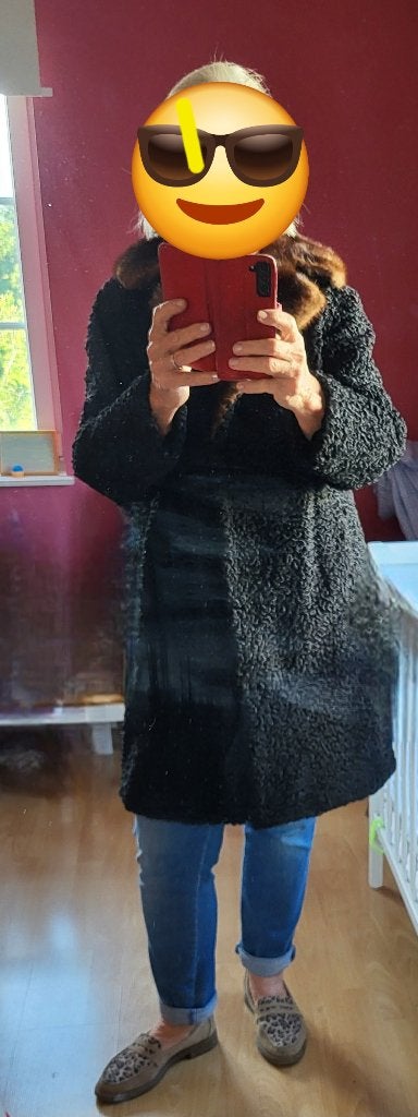 Manteau astrakan col.vison, Enlèvement ou Envoi, Porté