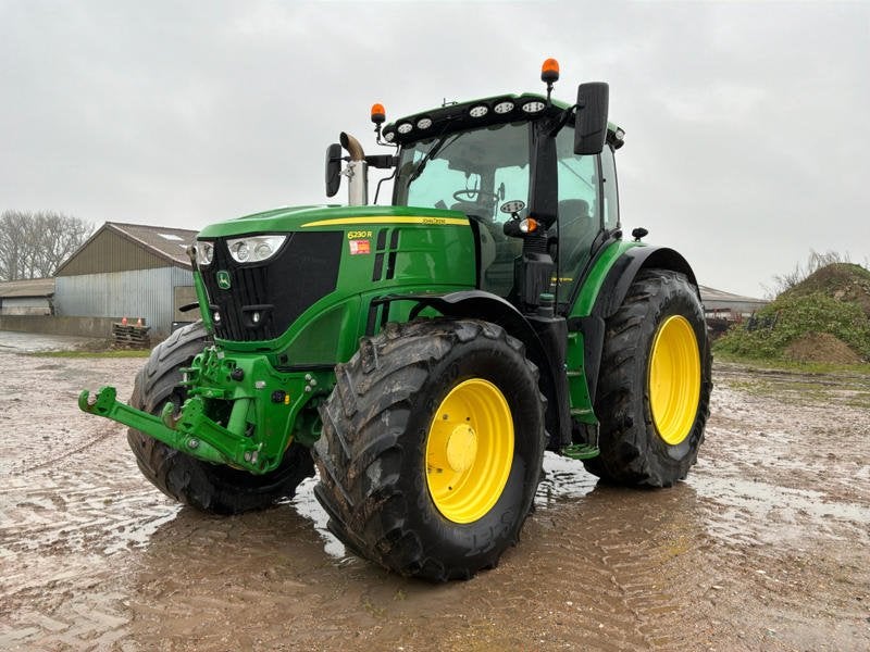 2022 John Deere 6230R vierwielaangedreven landbouwtractor, Zakelijke goederen, Landbouw | Tractoren, 5000 tot 7500, John Deere