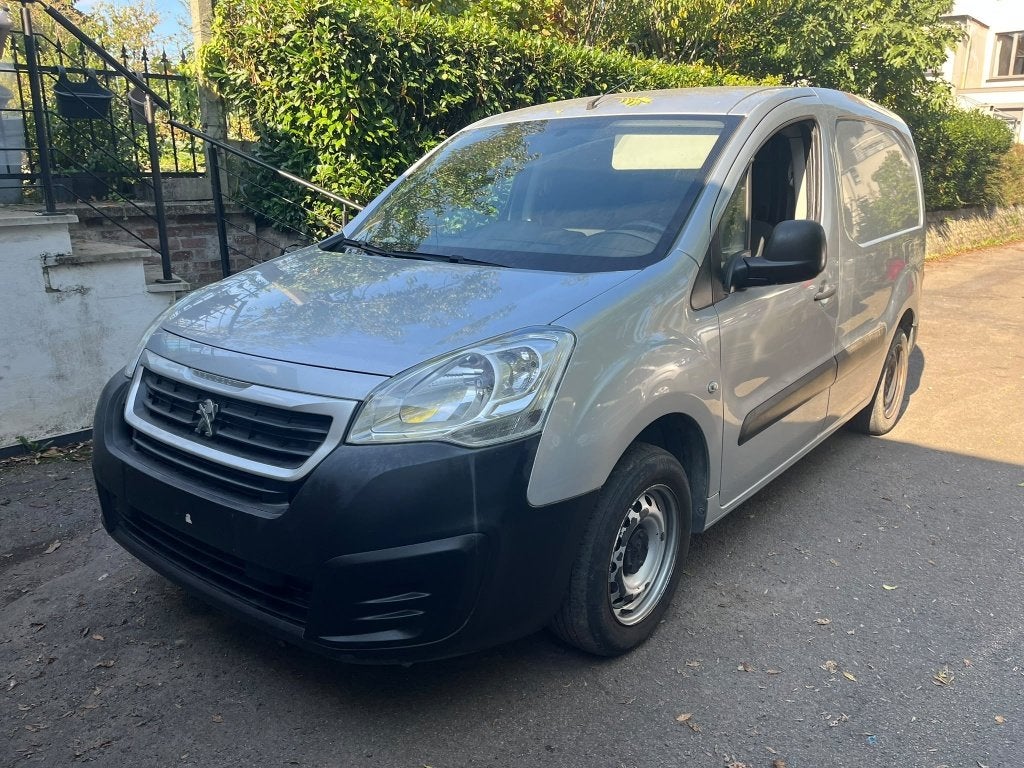 Peugeot Partner 1.6 BlueHDi L1H1 Premium 120, Autos, Argent ou Gris, Entreprise, 3 places, Boîte manuelle
