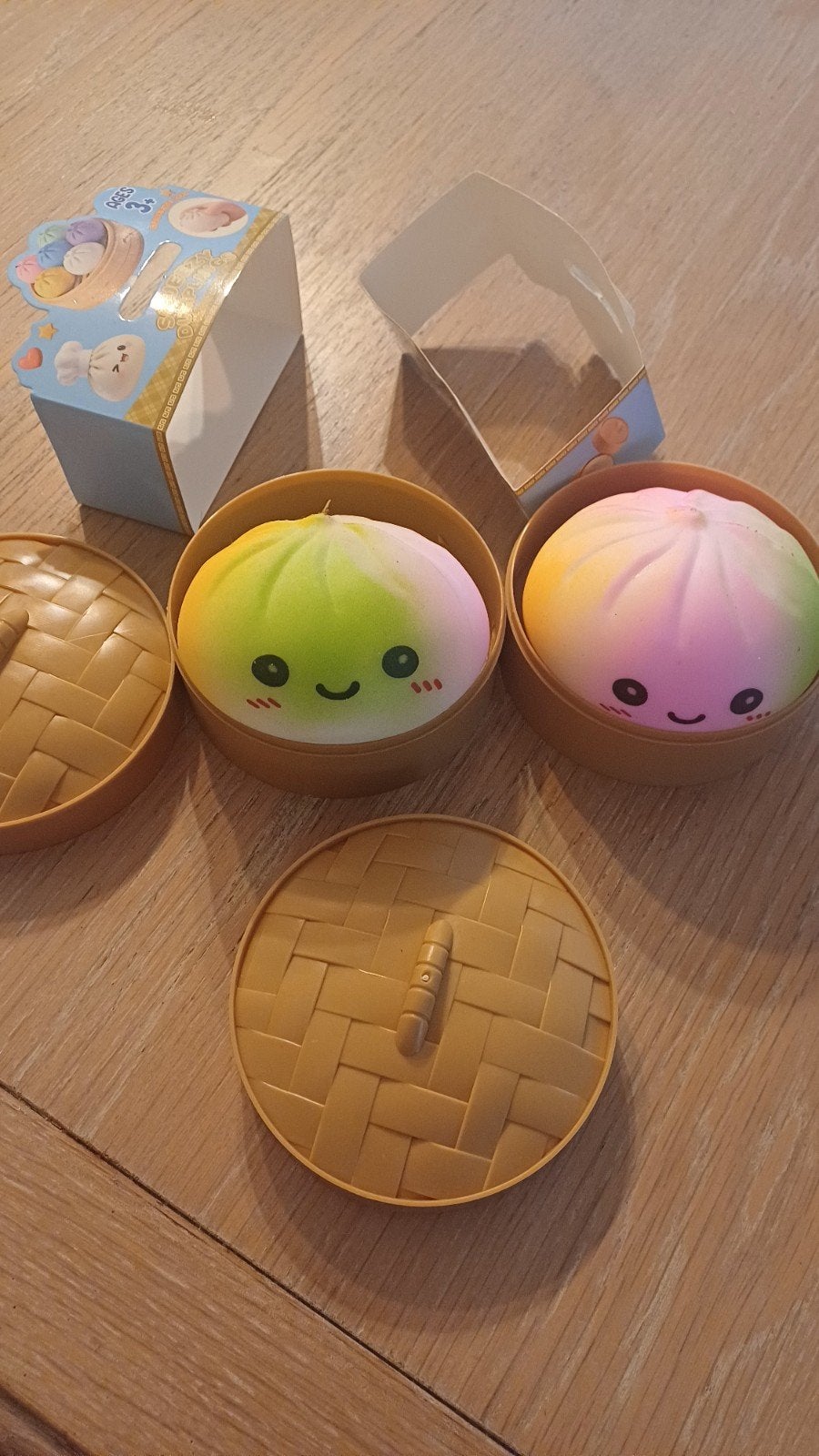Regenboog squishy - dumpling - 2 stuks, Ophalen of Verzenden