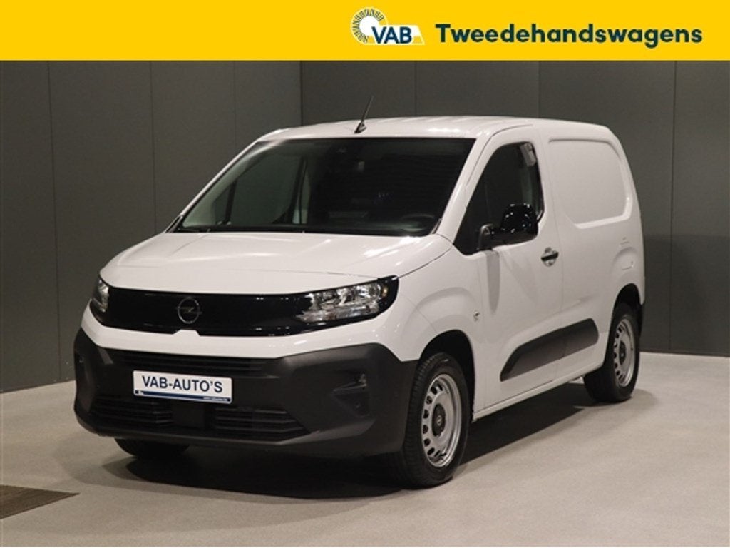 Opel Combo   CARGO, Automaat, Monovolume, Zwart, Bedrijf