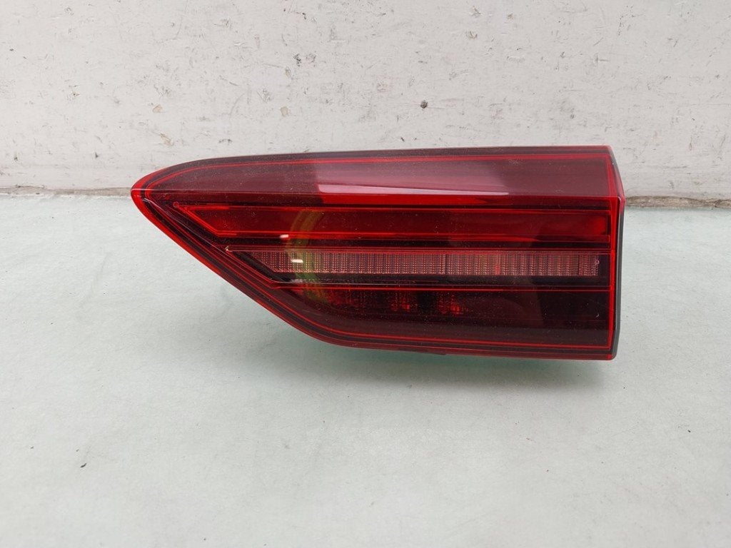 FEU ARRIÈRE DROIT Volkswagen Polo VI (AW1) (|2G0945308B|), Volkswagen, Valeo, Utilisé, 100, rue de Courcelles
75017  Paris, FR