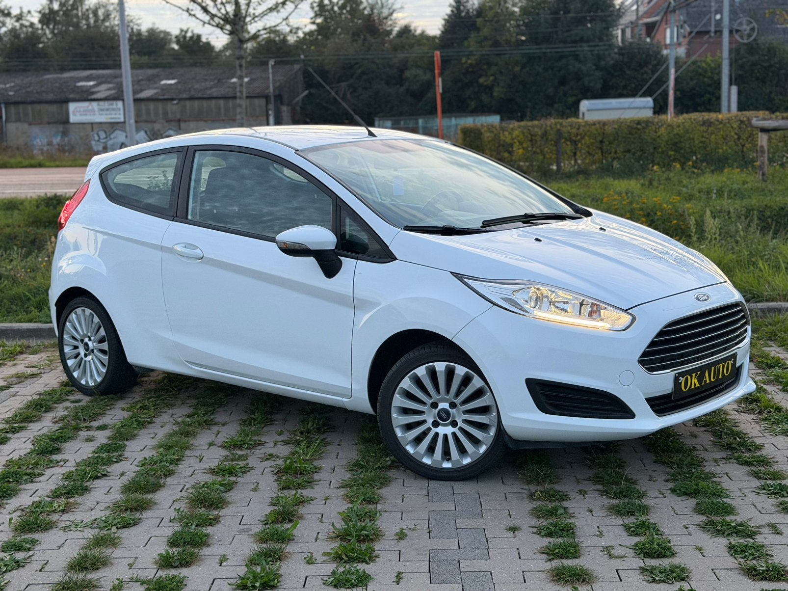 Ford Fiesta 1.25 87.000Km Garantie 12M Euro 6 Led/Airco, Auto's, Voorwielaandrijving, Stof, 4 cilinders, 1249 cc