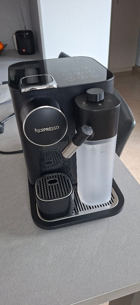 Koffiemachine, Ophalen, Zo goed als nieuw