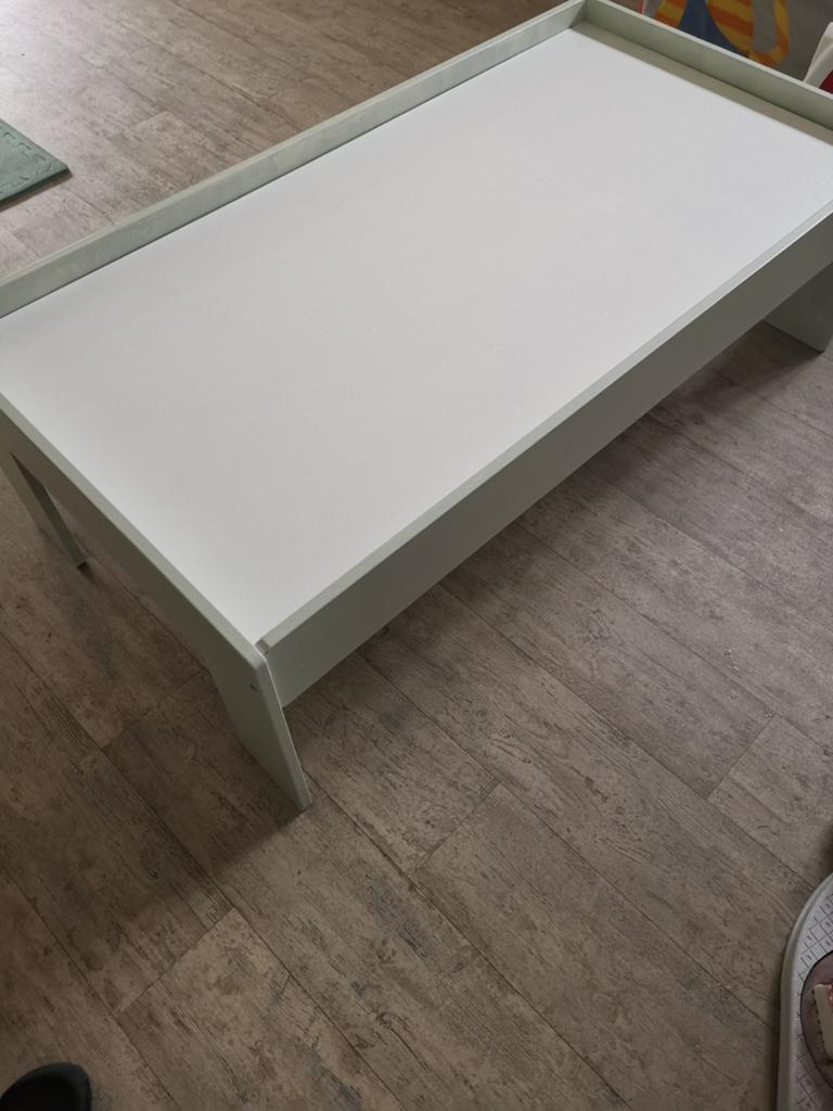 Speel(trein)tafel, Enfants & Bébés, Jouets | Tables de jeux, Enlèvement