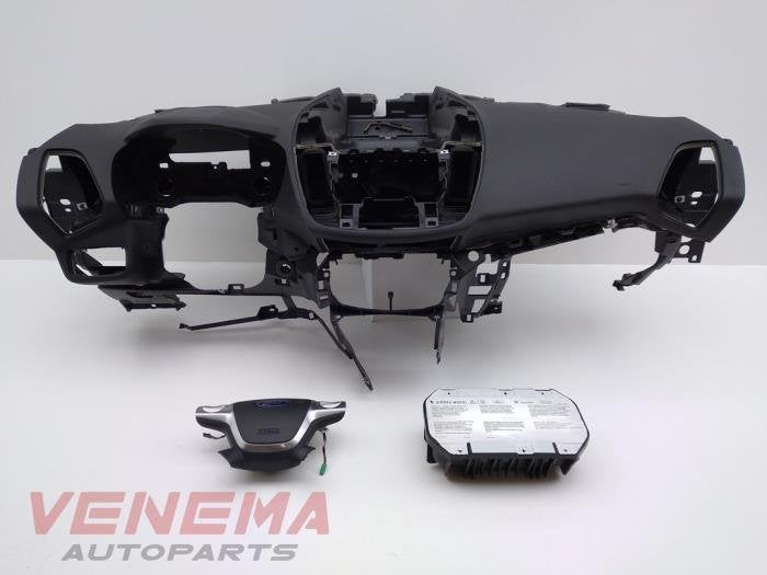Airbag set + dashboard van een Ford Kuga, Gebruikt, -, -, Ophalen of Verzenden
