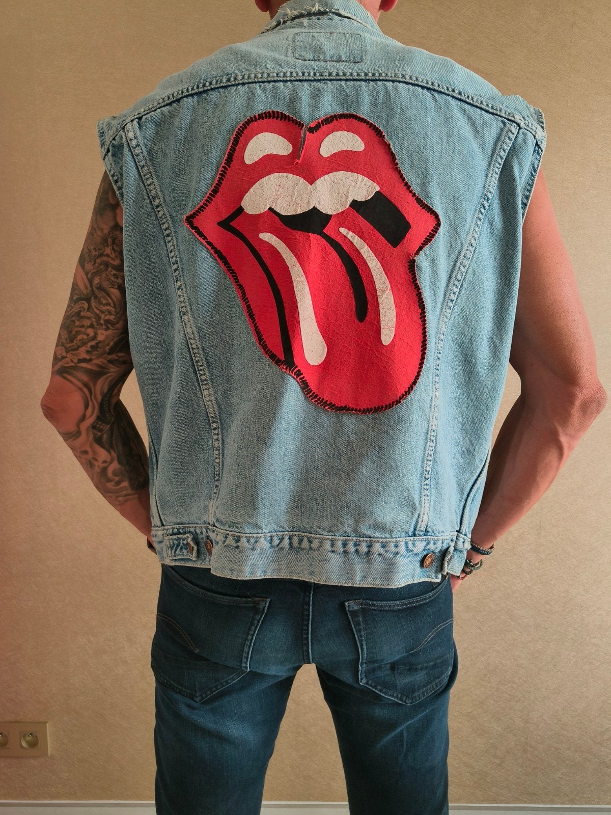 Levi's jeans vest Rolling Stones, Vêtements | Hommes, Vêtements Homme Autre, Enlèvement