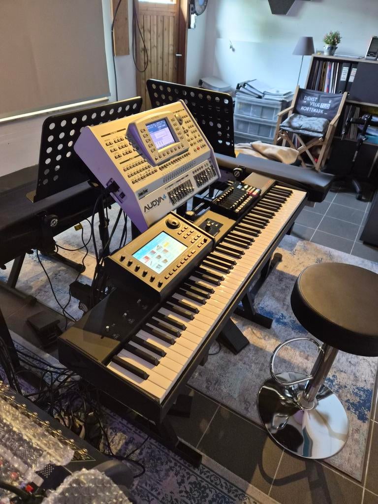 Module Ketron Audya 4 et Ketron SD40, Musique & Instruments, Claviers, Enlèvement, 88 touches