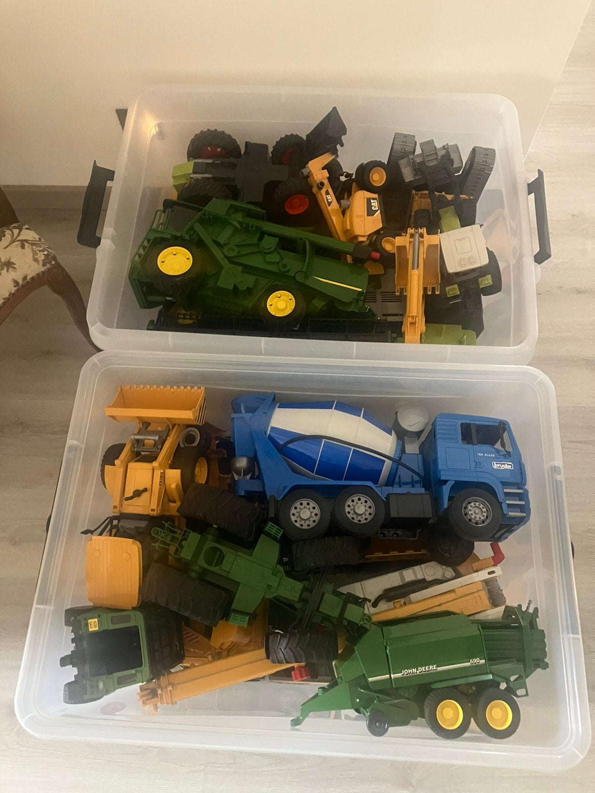 Allerlei voertuigen Bruder, Ophalen, Zo goed als nieuw