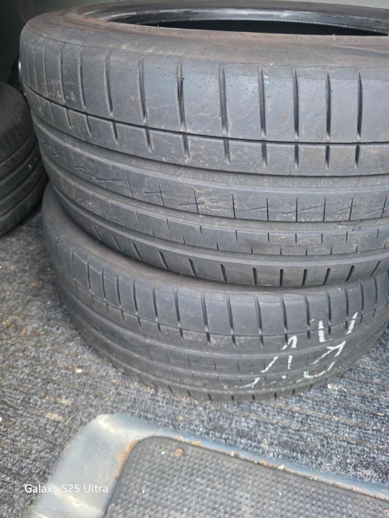 2x vredestein 4.8mm 255 45 20 zomerbanden 2, Auto-onderdelen, Banden en Velgen, Ophalen, Gebruikt, 255 mm, Band(en)