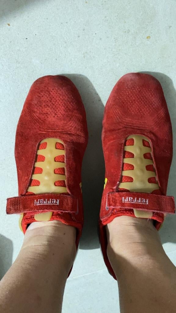 Ferrari / Puma sneakers maat 39, Kleding | Dames, Puma, Ophalen of Verzenden, Sneakers, Gedragen