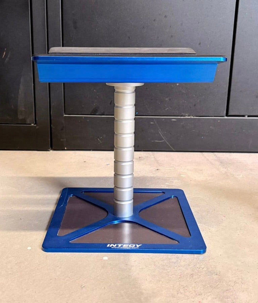 Integy pro workstation voor grotere rc’s 1/5 .(xmaxx etc..), Ophalen of Verzenden, Zo goed als nieuw