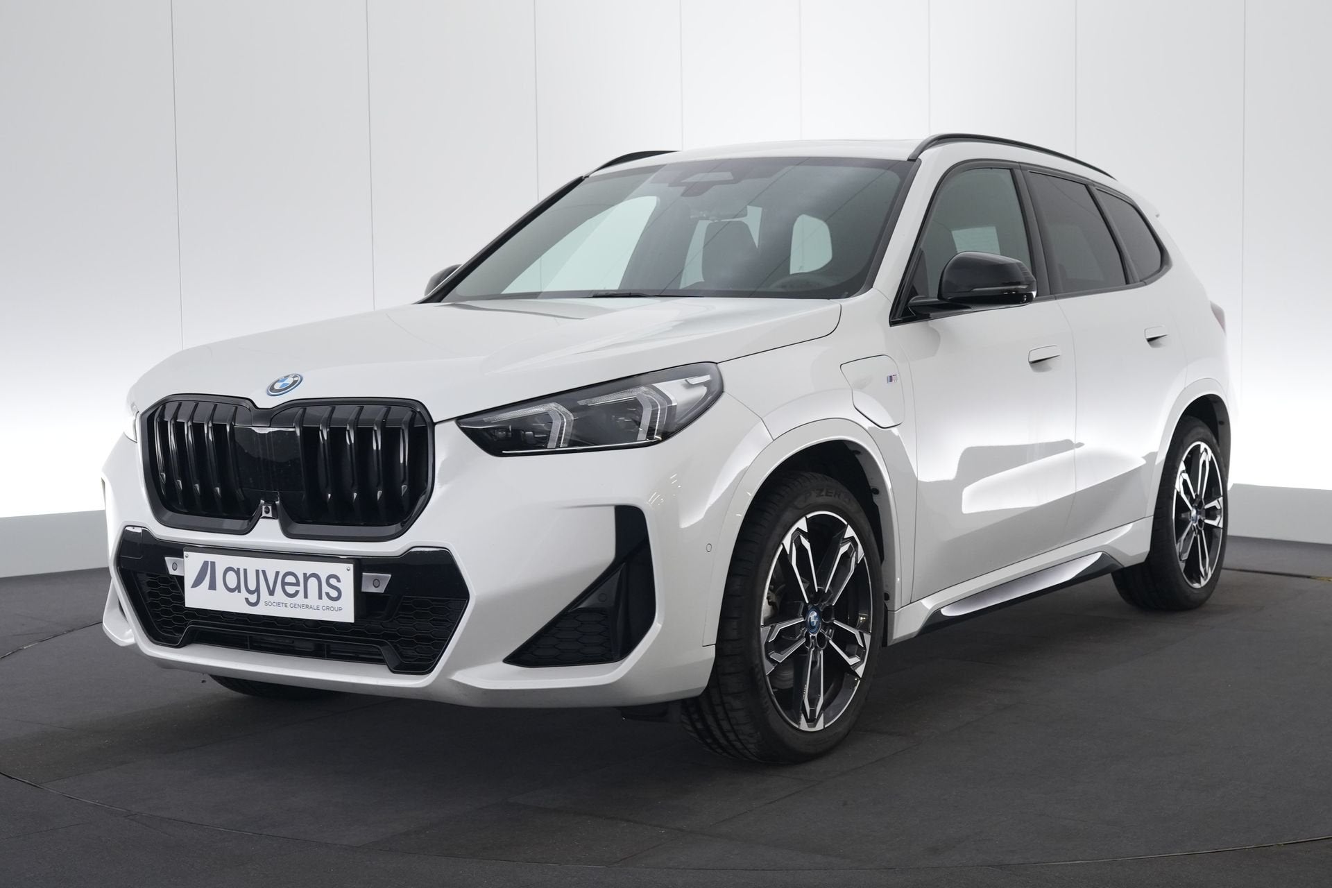 (2GKF808) BMW X1, Auto's, 110 kW, 19 g/km, Leder en Stof, Wit