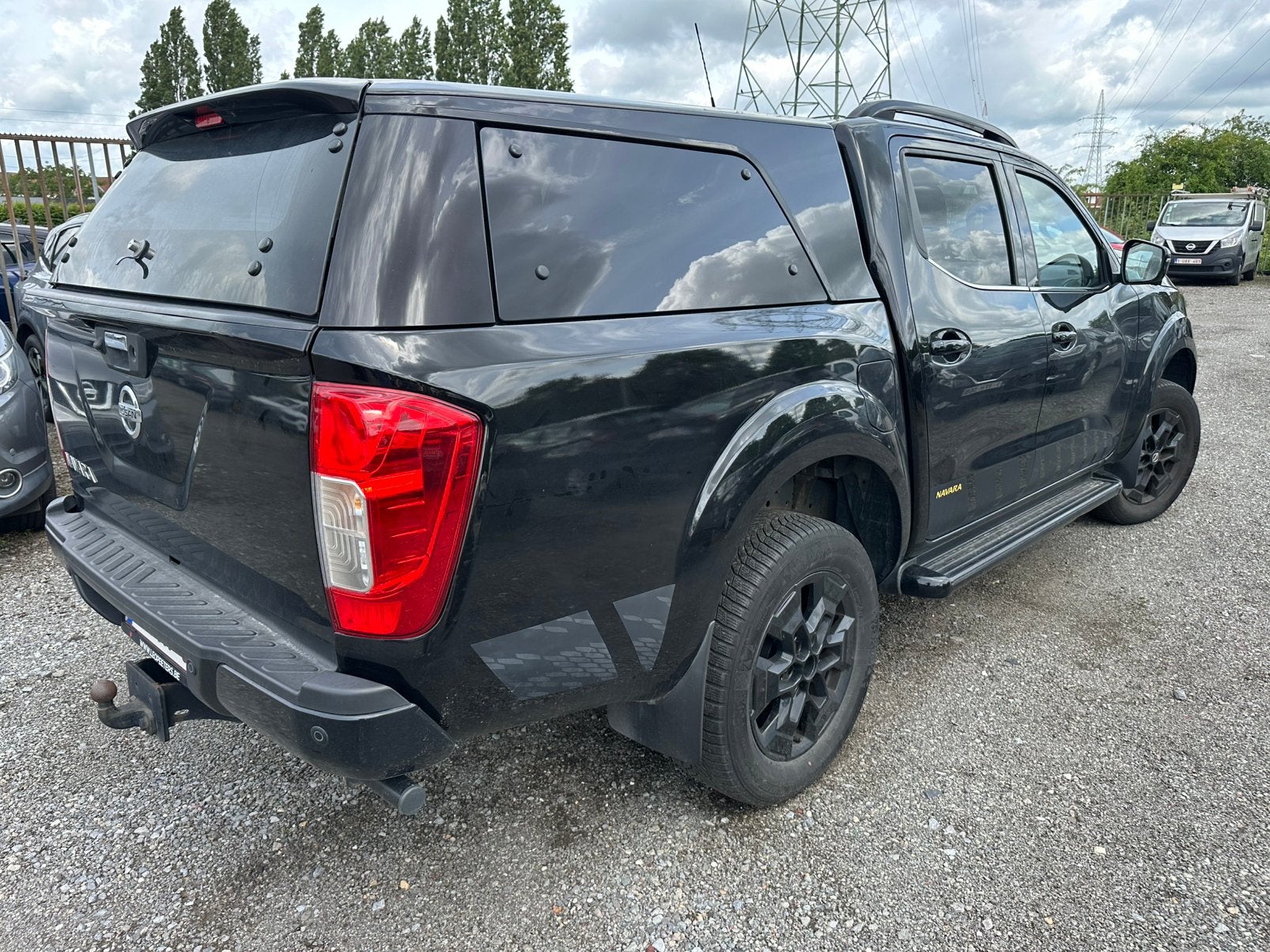 NISSAN NAVARA 2.3d AUTOMAAT 2020 FULL 200.000km 13200€ +btw, Auto's, Nissan, Automaat, Leder, Bedrijf, 140 kW