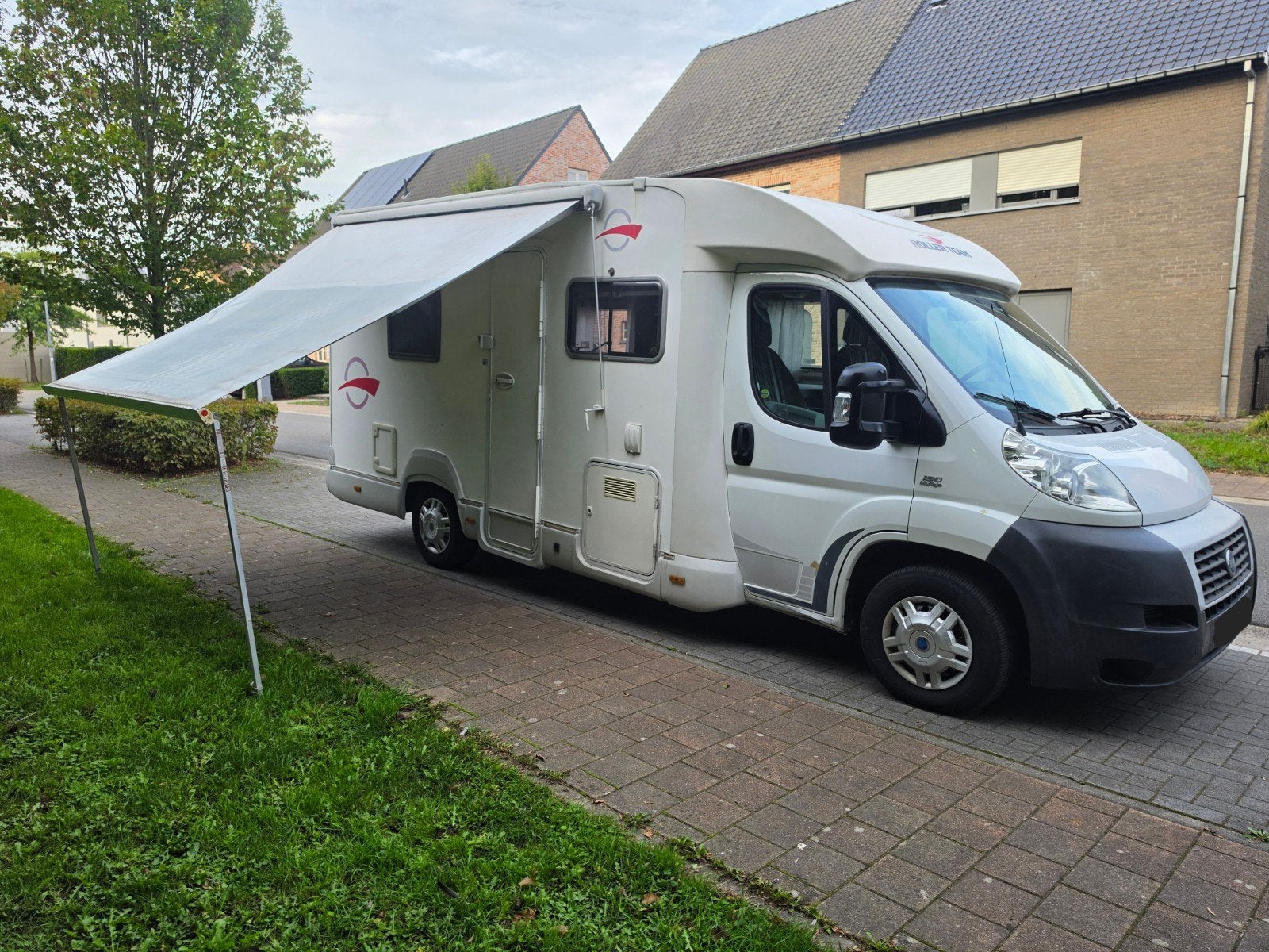 Fiat Ducato 2.3jtd Roller Team Slechts 59.000km Carpass !, Caravans en Kamperen, Luifel, Fiat, Koelkast, Particulier