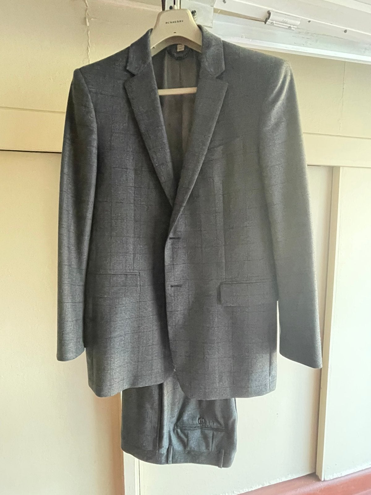 BURBERRY Maatpak-Grijs Vensterruit-Maat 52R-Perfecte Staat, Kleding | Heren, Ophalen, Zo goed als nieuw, Maat 52/54 (L), Grijs