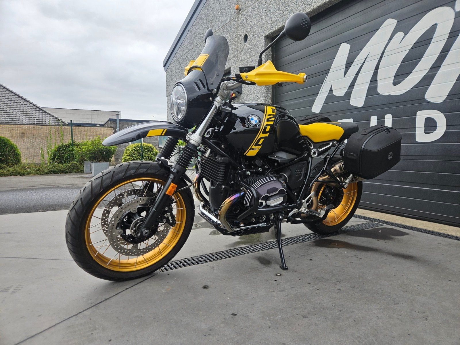 BMW RnineT Urban GS "40 years" - 2021 - 9250km, Motoren, 2 cilinders, Bmw, Motorrijbewijs A, Bedrijf
