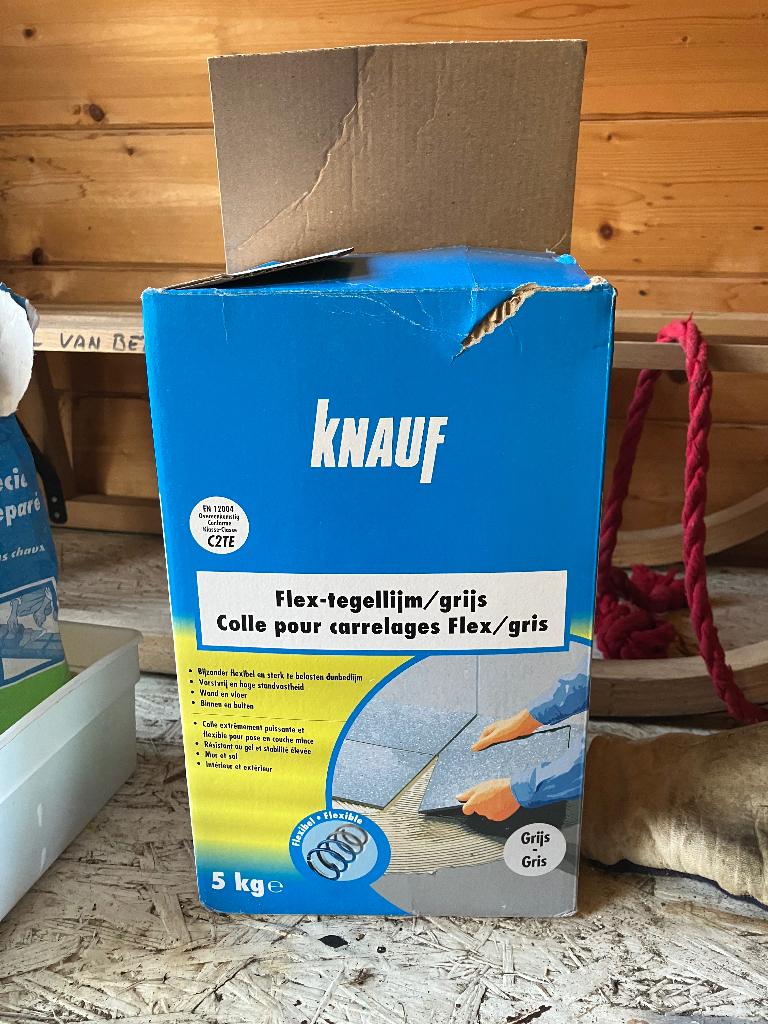 Flex-tegellijm Knauf, Doe-het-zelf en Bouw, Ophalen, Zo goed als nieuw