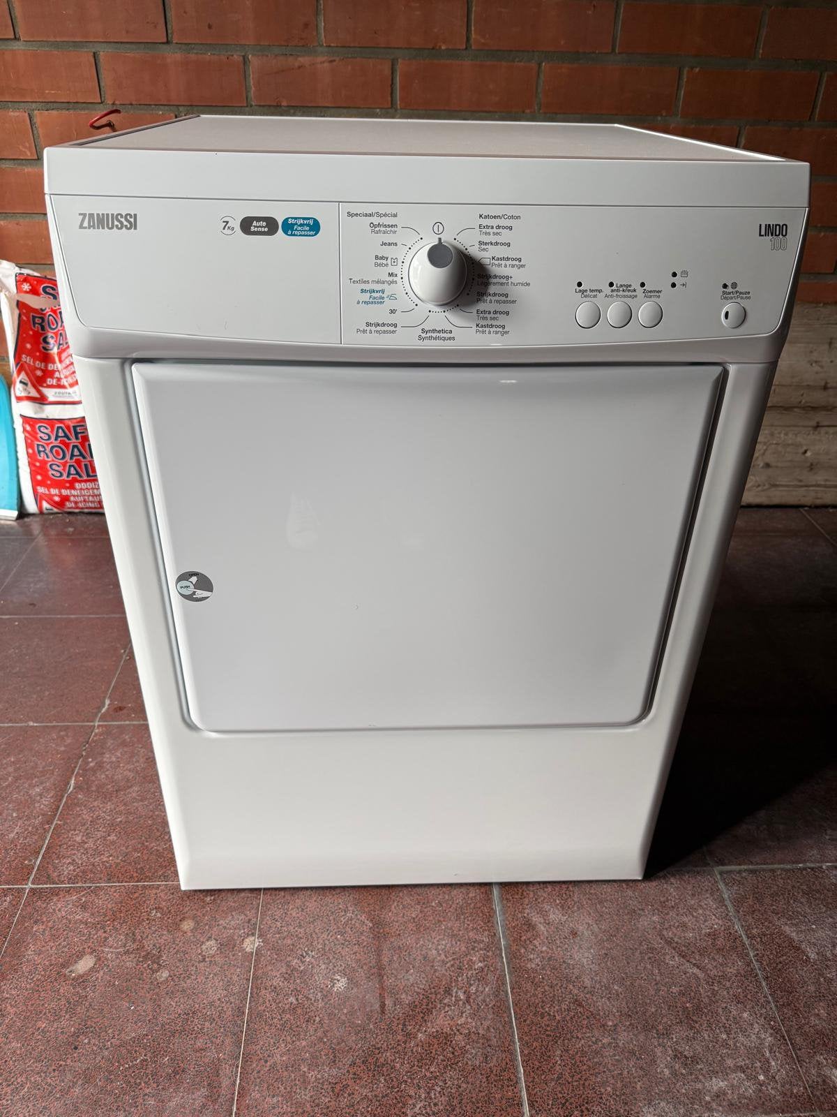 Droogkast Zanussi Lindo 100, Enlèvement, Utilisé, Chargeur frontal, Évacuation d'air