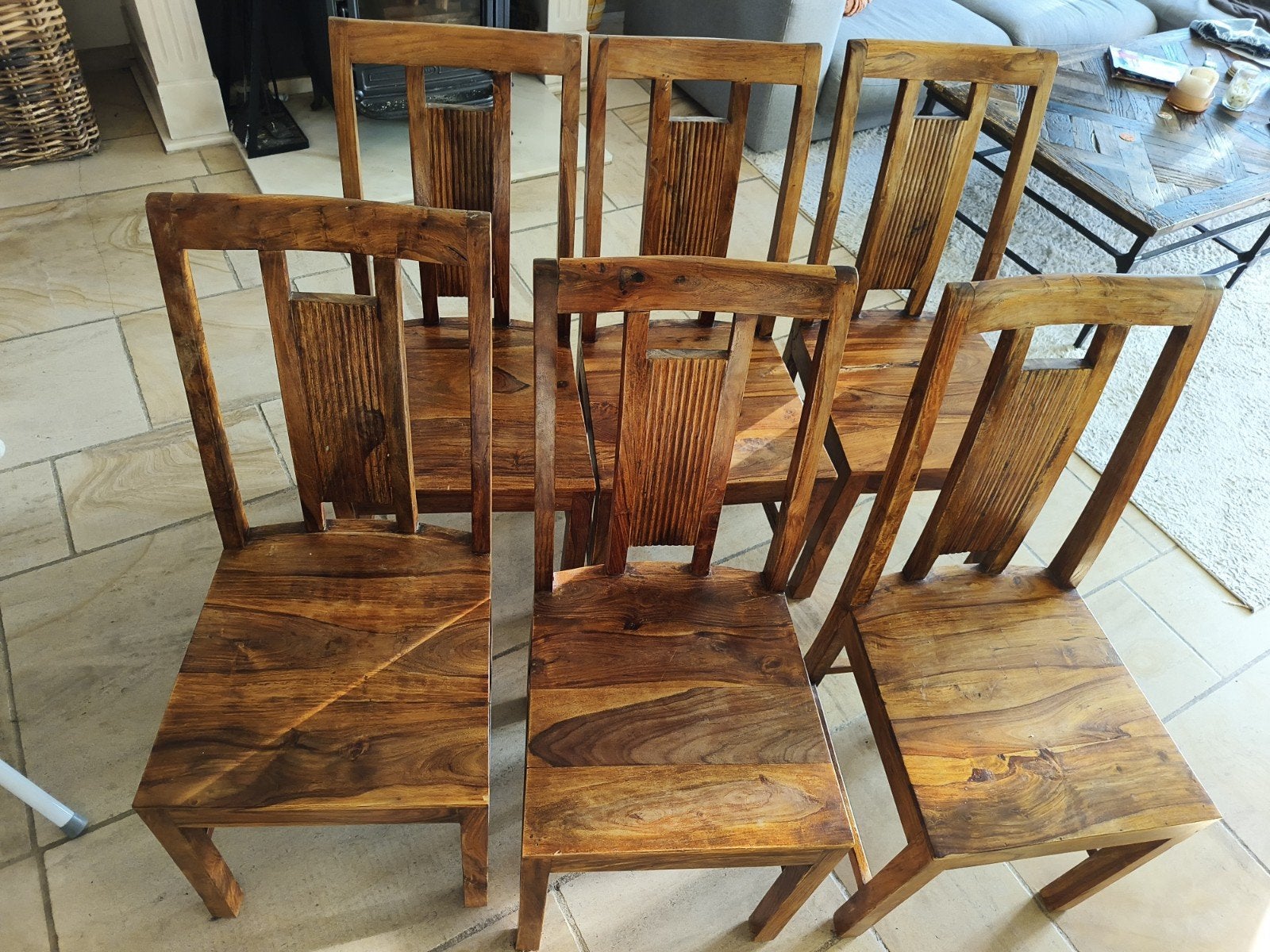 6 massieve eiken stoelen – stevig, rustiek karakter, Ophalen