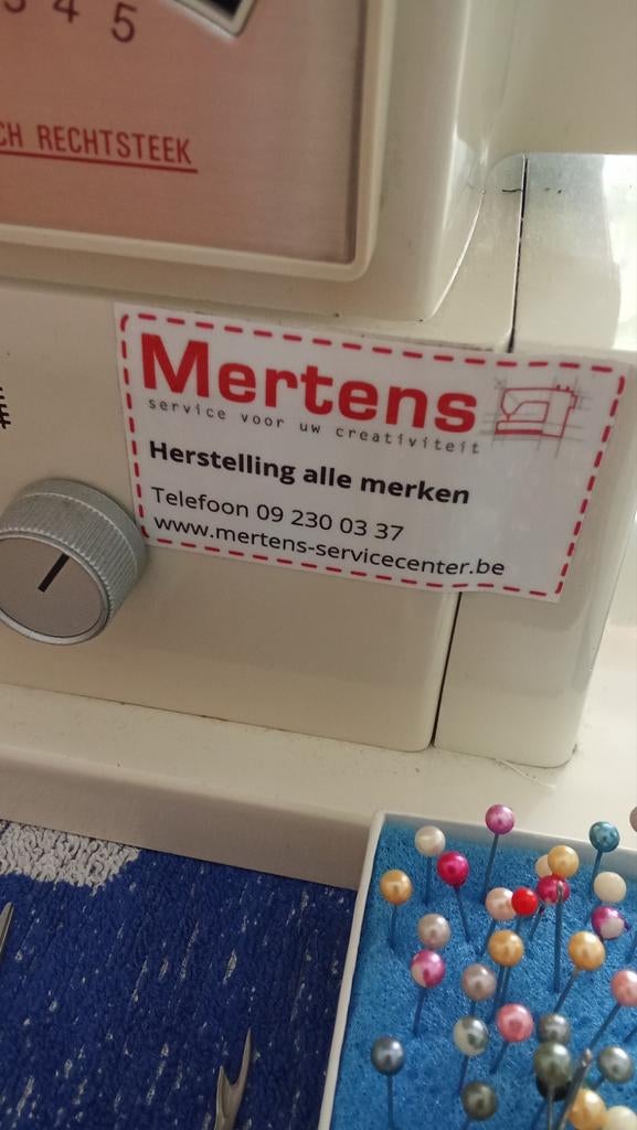 Naaimachine in goede staat, Ophalen, Naaimachine