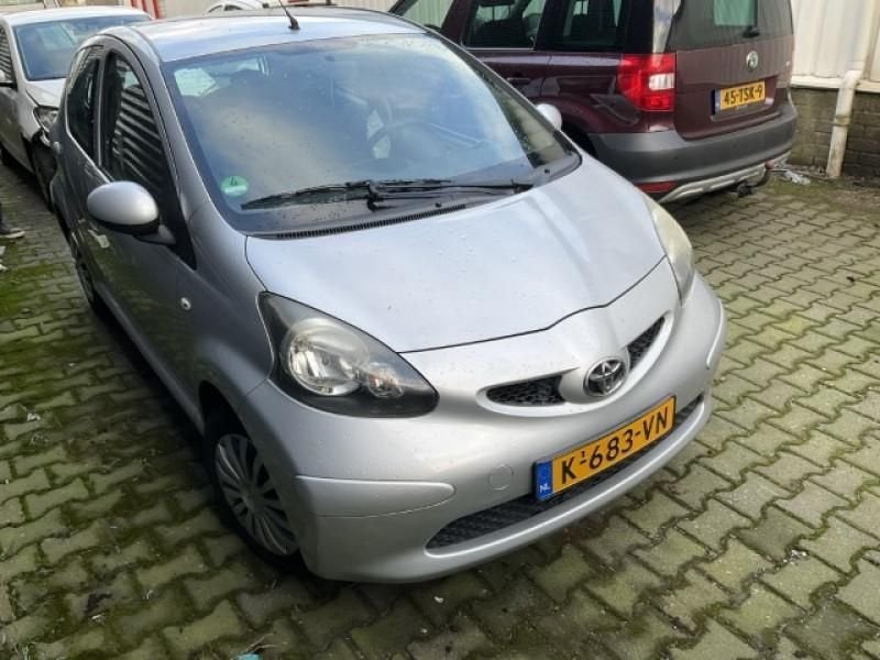 Voorkop compleet Aygo 2008 ( plaatwerk koers verlichting ed, Ophalen, Gebruikt, -, -