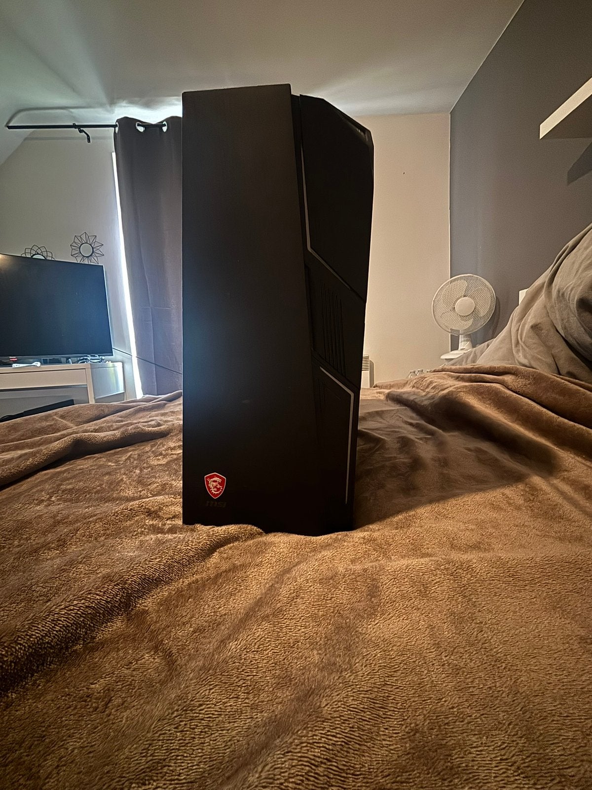 Pc gaming msi mag, Informatique & Logiciels, Ordinateurs de bureau, Utilisé, SSD, 16 GB, Gaming, Enlèvement