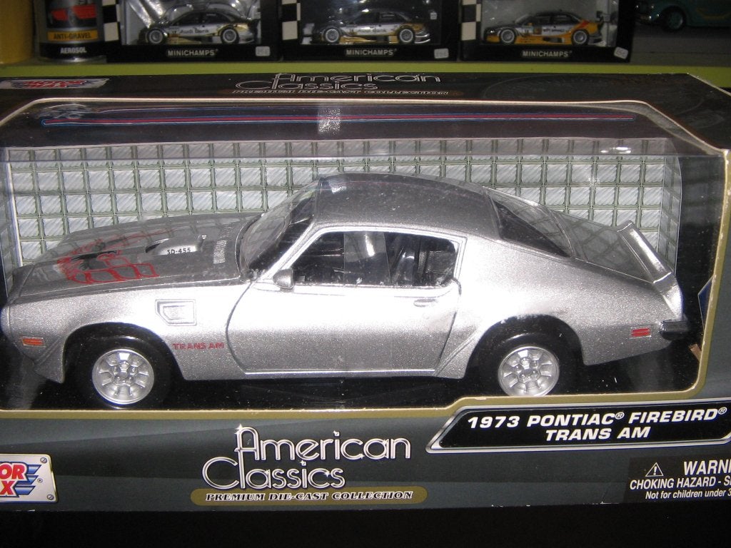diverse modelauto's op 1/24, Enlèvement ou Envoi, Neuf, Voiture, Motormax