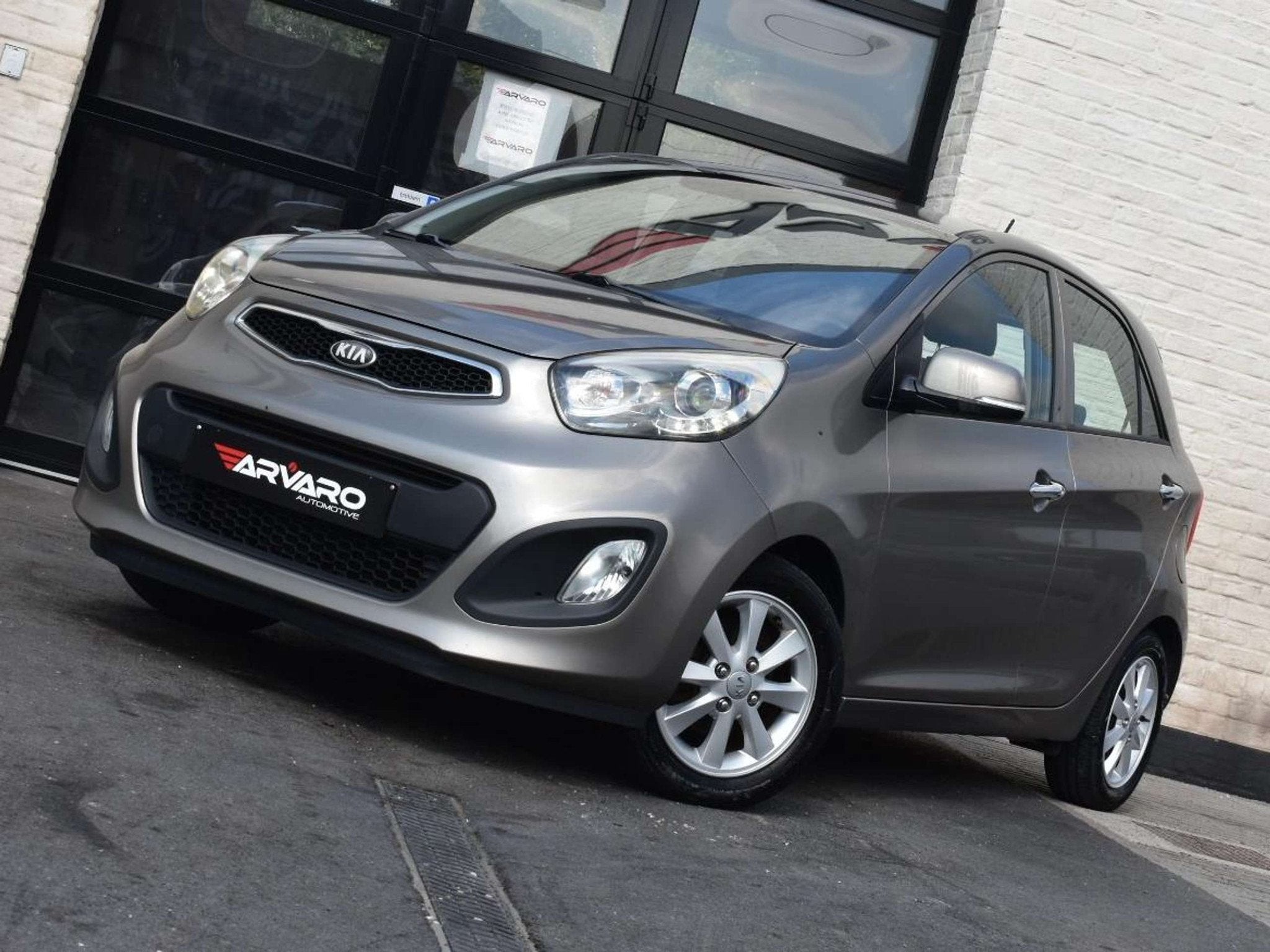 Kia Picanto 1.0i 'Style' ISG / Leder / Airco / PDC / Topstaa, Voorwielaandrijving, Euro 5, 1300 kg, Gebruikt